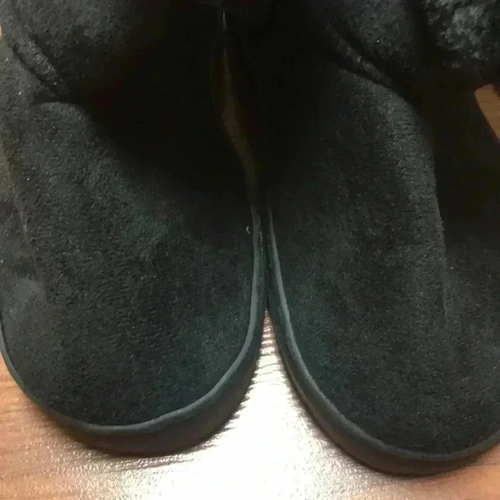 Bebe Girl Black Faux Fur Boots, size 1